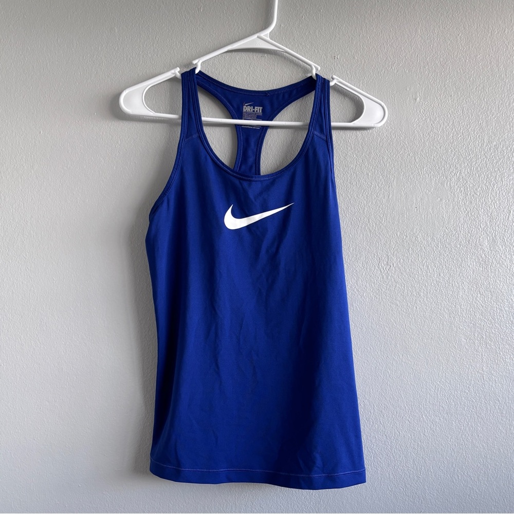Nike Dry-Fit Built In Bra Tank